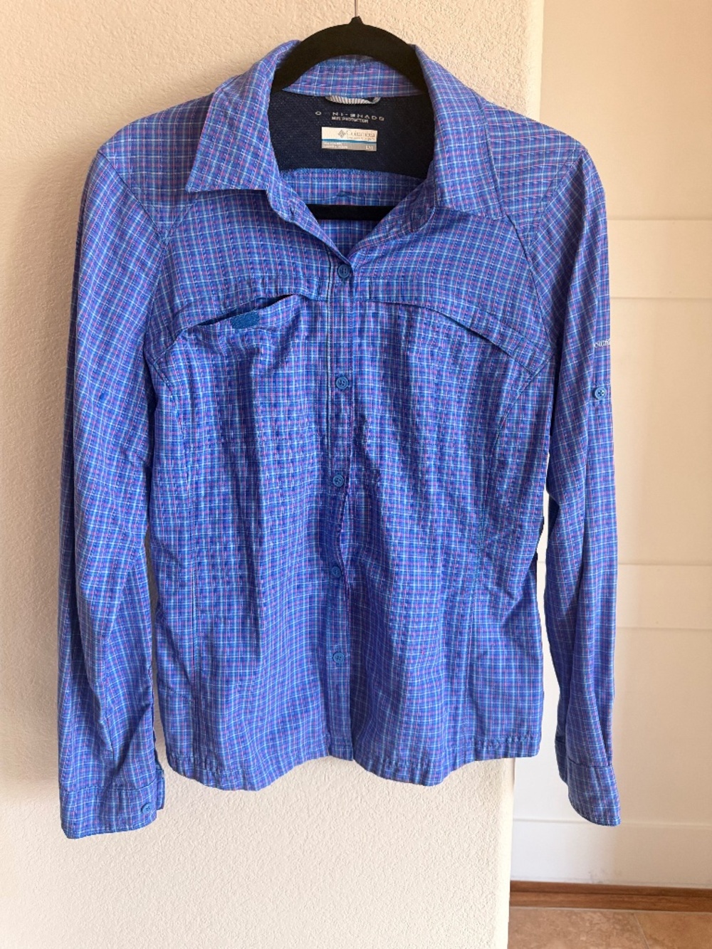 Columbia Silver Ridge Plaid Long Sleeve Hiking Shirt - Blue/Pink - Size Large